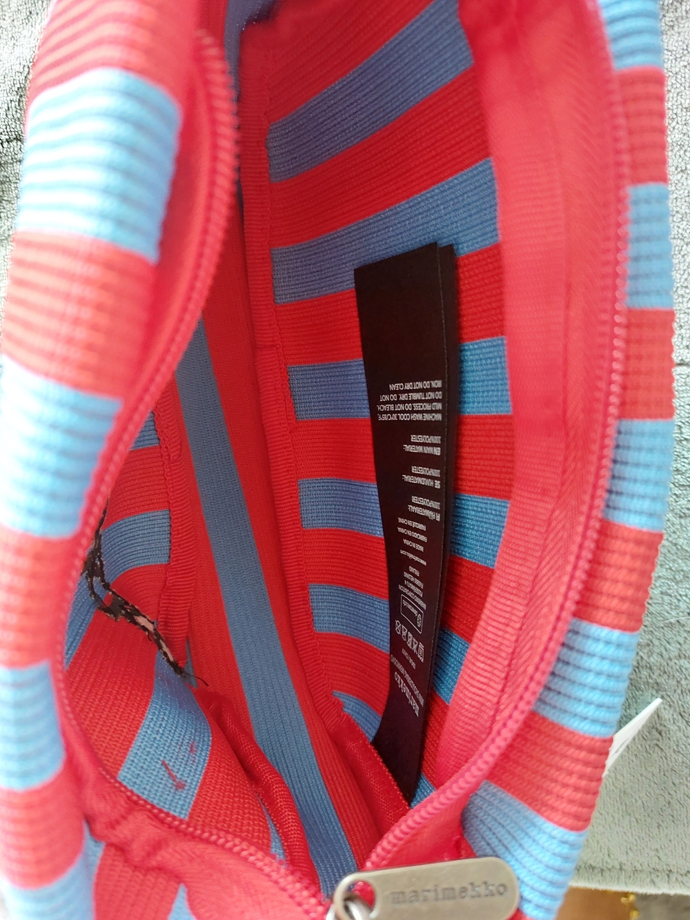 Marimekko Red & Light Blue Striped Ribbed Shoulder Bag - Picture 4 of 4